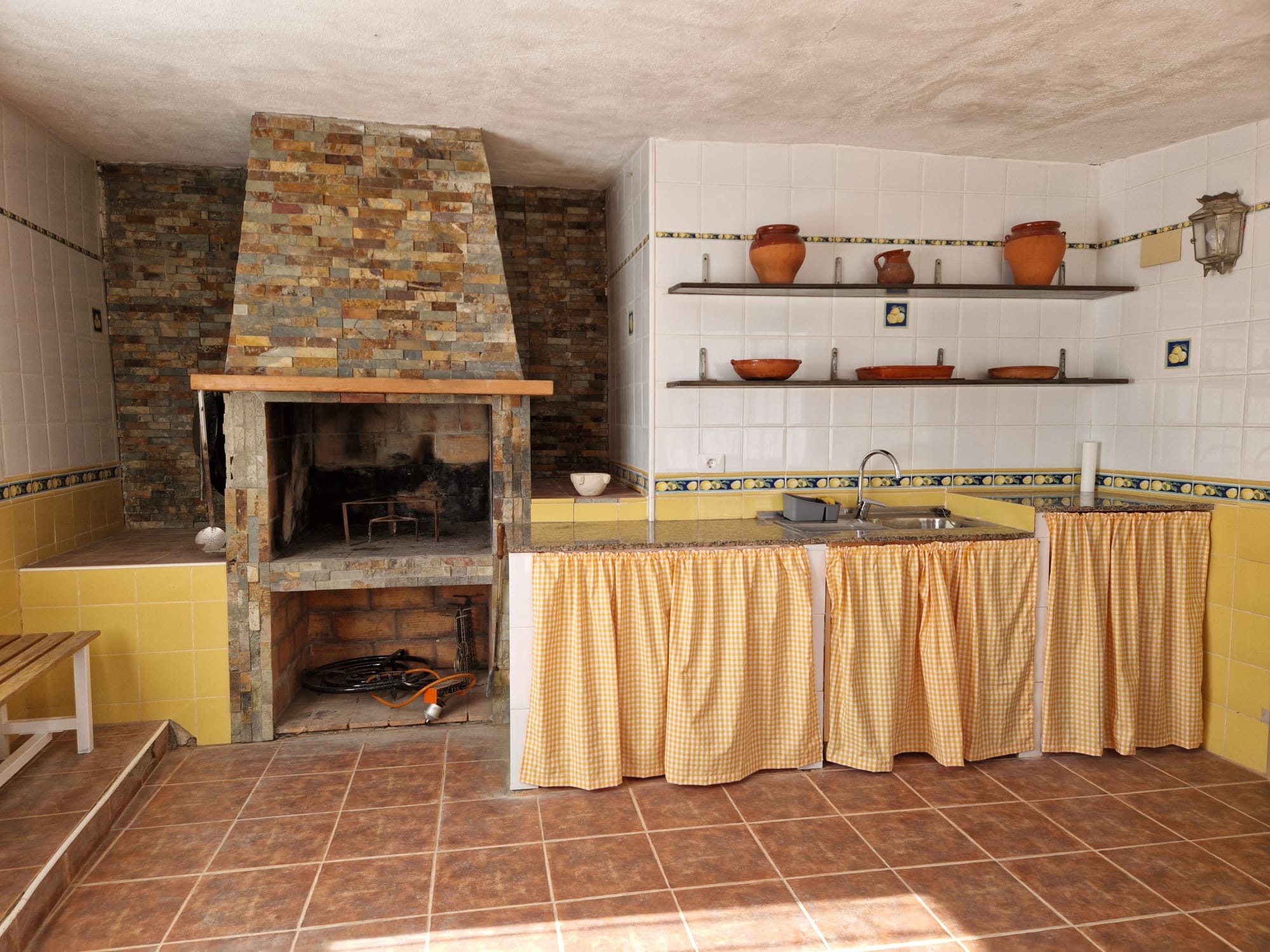 Barbacoa lista para cocinar